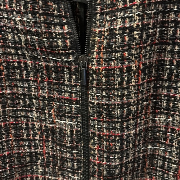 Akris Punto - Bergdorf Goodman - Black and Red Blazer with Tweed Texture - Sz 10 - Picture 4 of 8